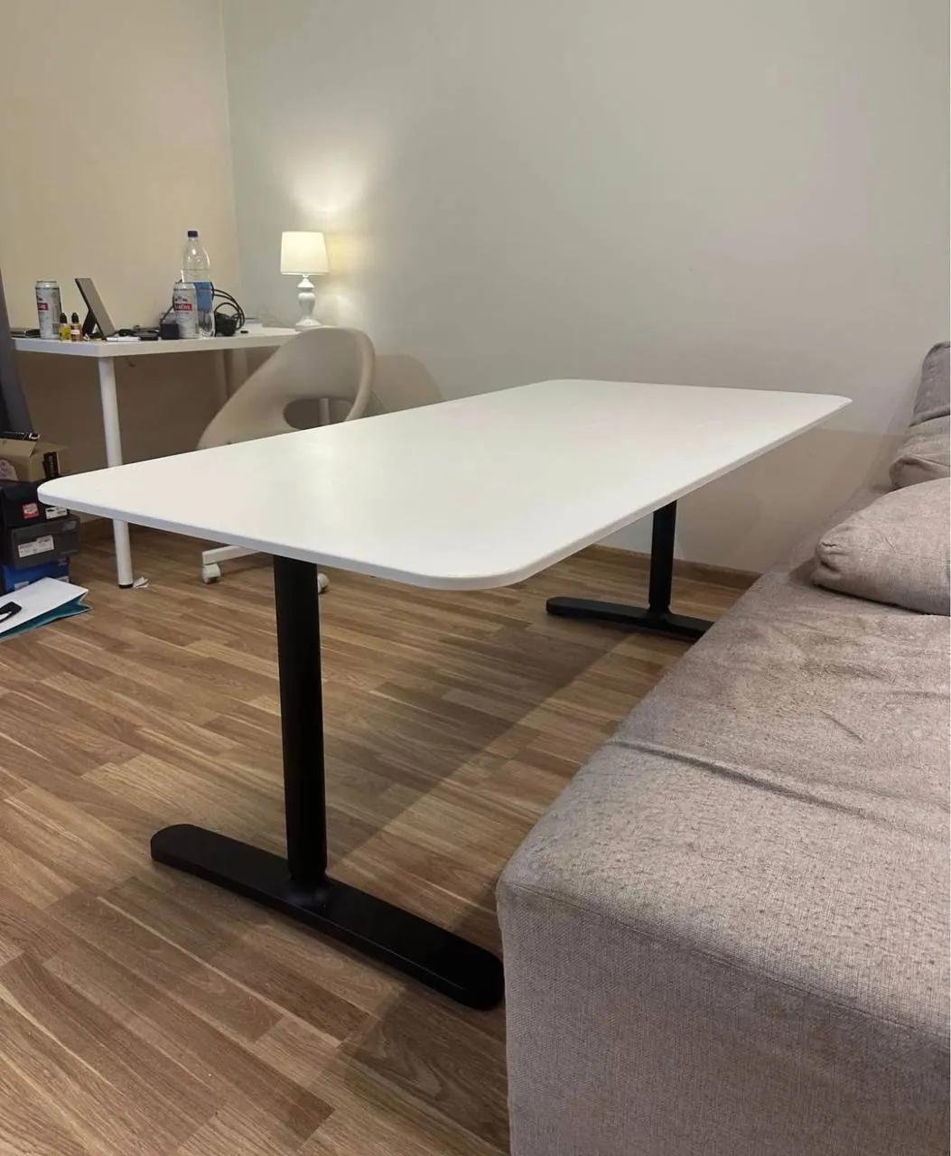**Срочная распродажа в связи с отъездом!** Офисный стол **IKEA**.