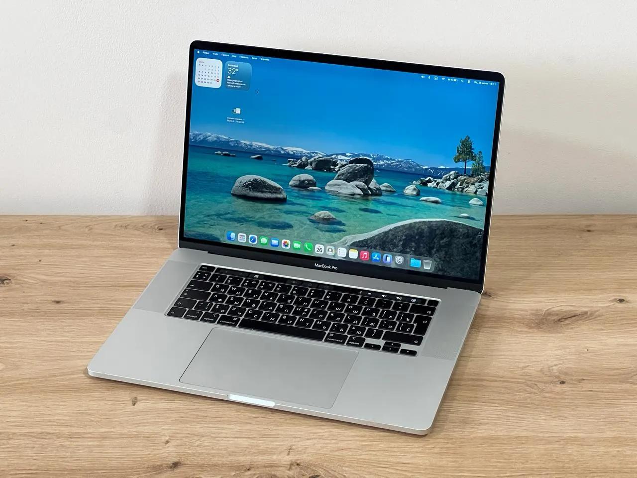 MacBook Pro 16 2019 i7/16/512 Radeon 5300M Белград 380 EUR