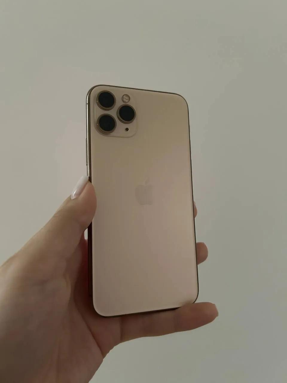 iPhone 11 Pro 64 ГБ аккумулятор 71%