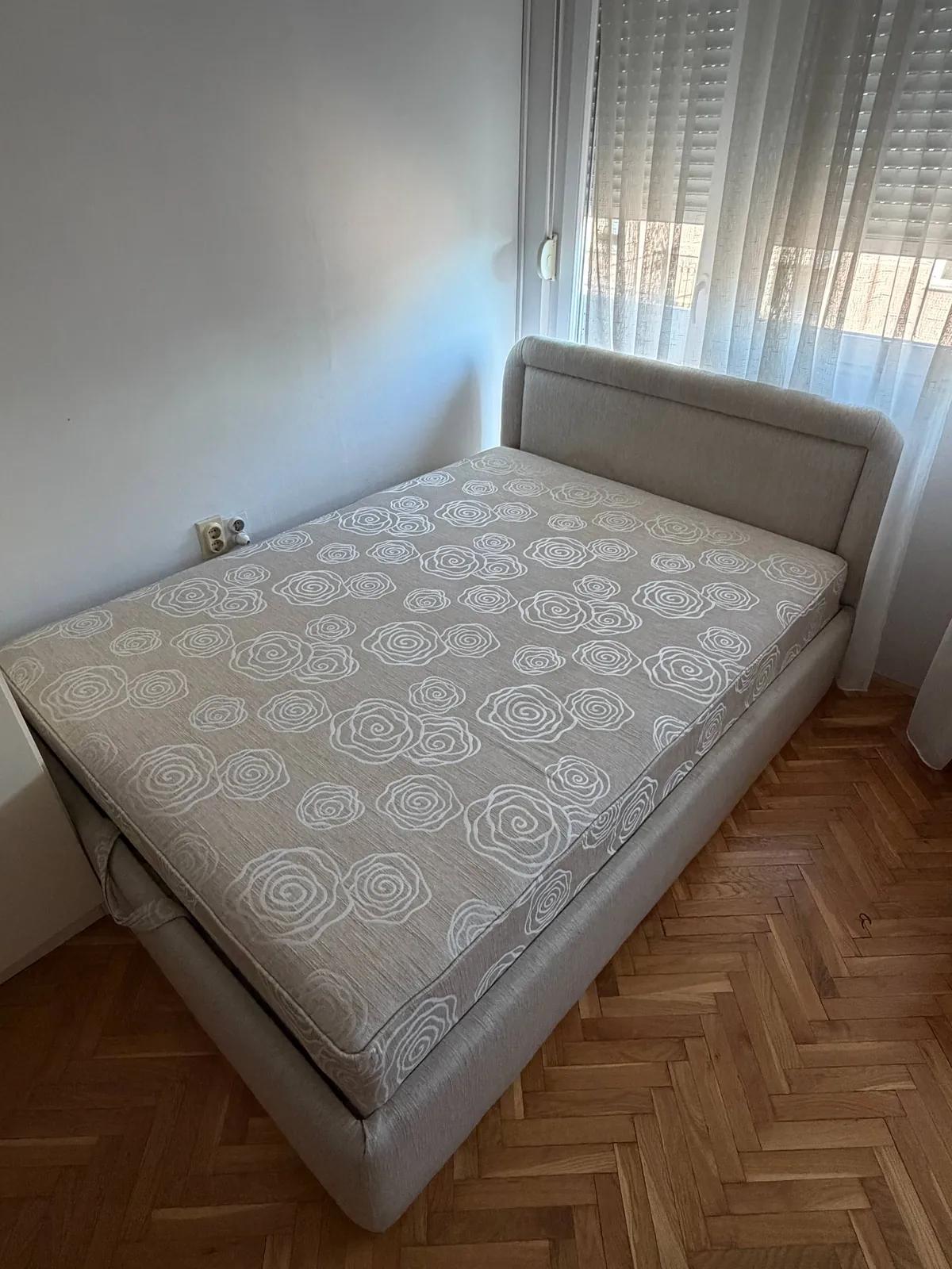 Кровать 140×200 с подъёмным механизмом