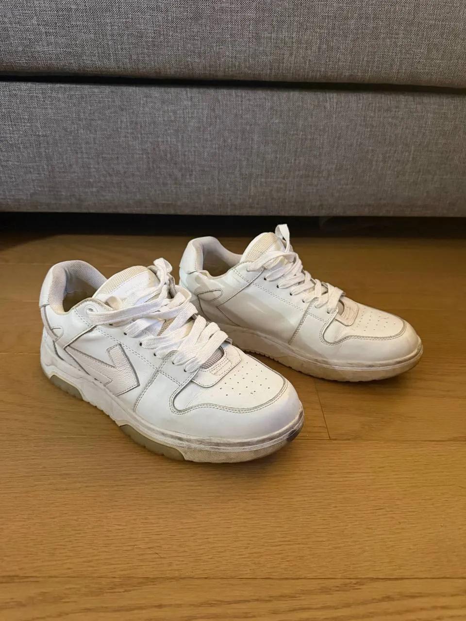 Кроссовки Off-White белые размер 43-44