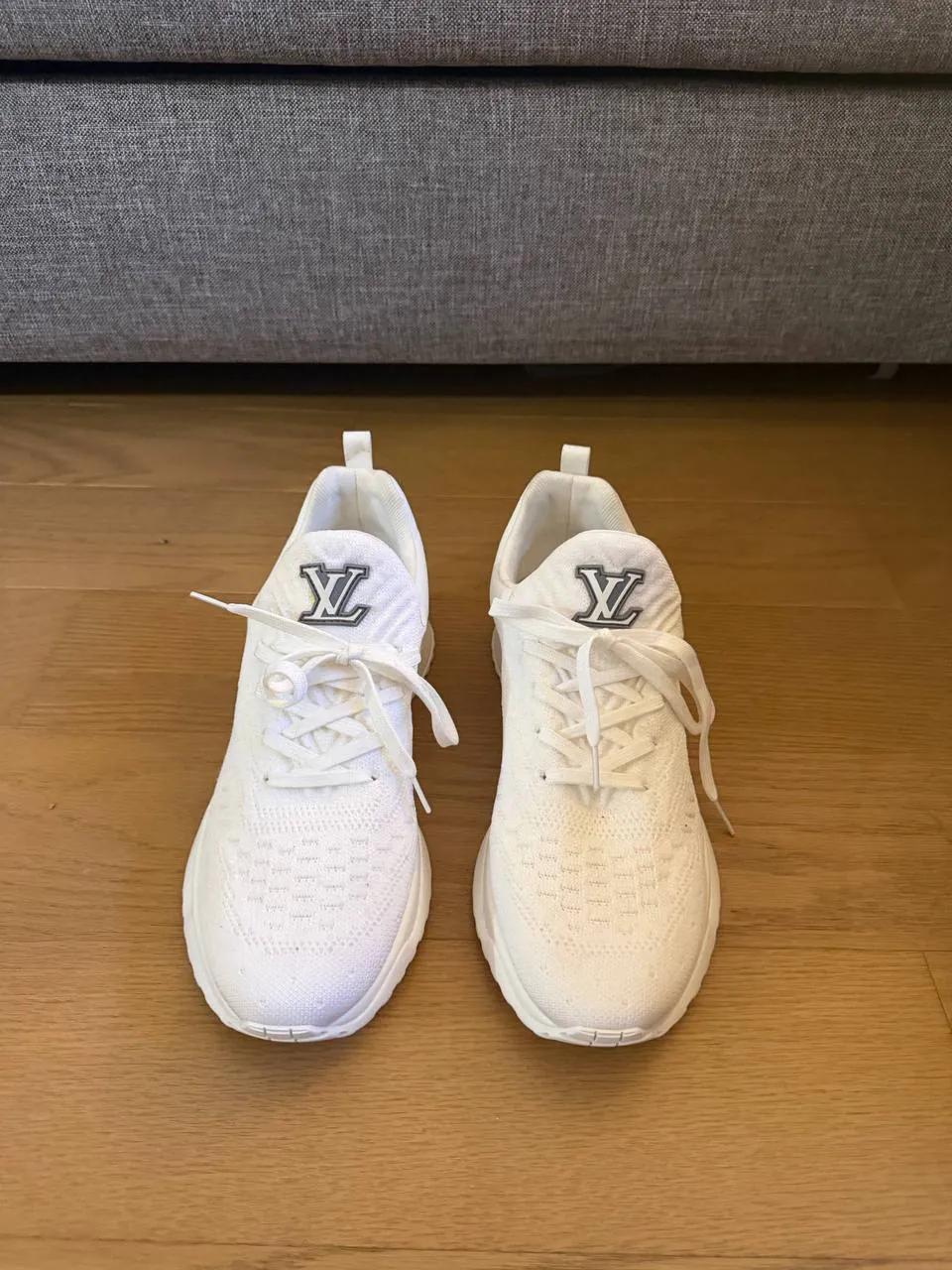 Кроссовки Louis Vuitton белые новые 45-46