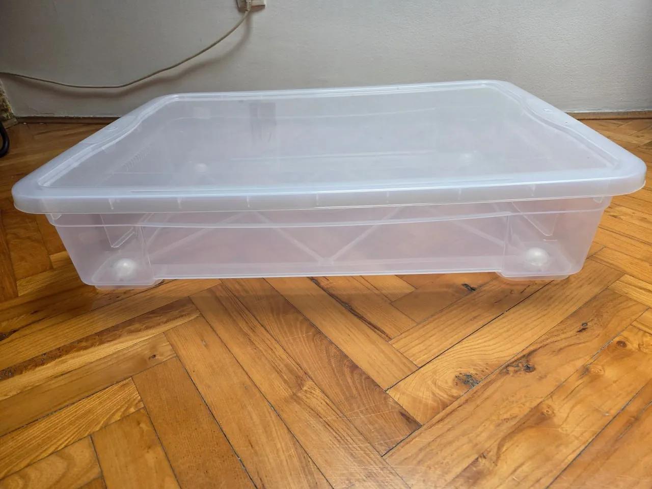 Пластиковые ящики 60×80×18 см 3 штуки лот