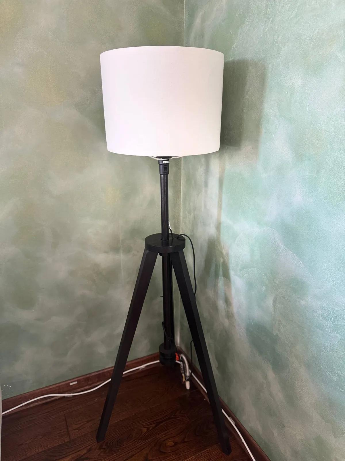 Напольная лампа IKEA LAUTERS с лампочкой Yeelight