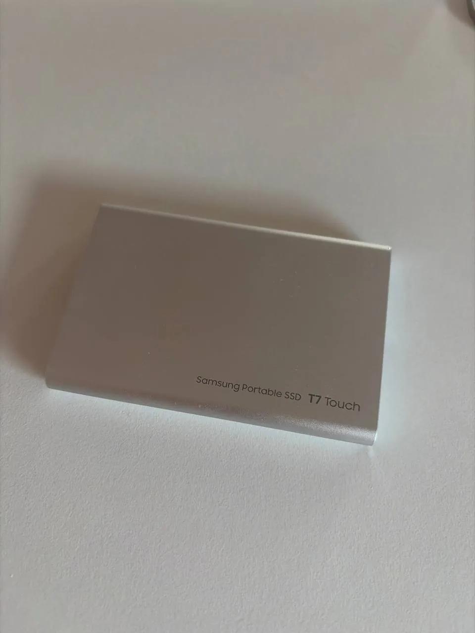 Samsung T7 SSD 1TB с Touch ID