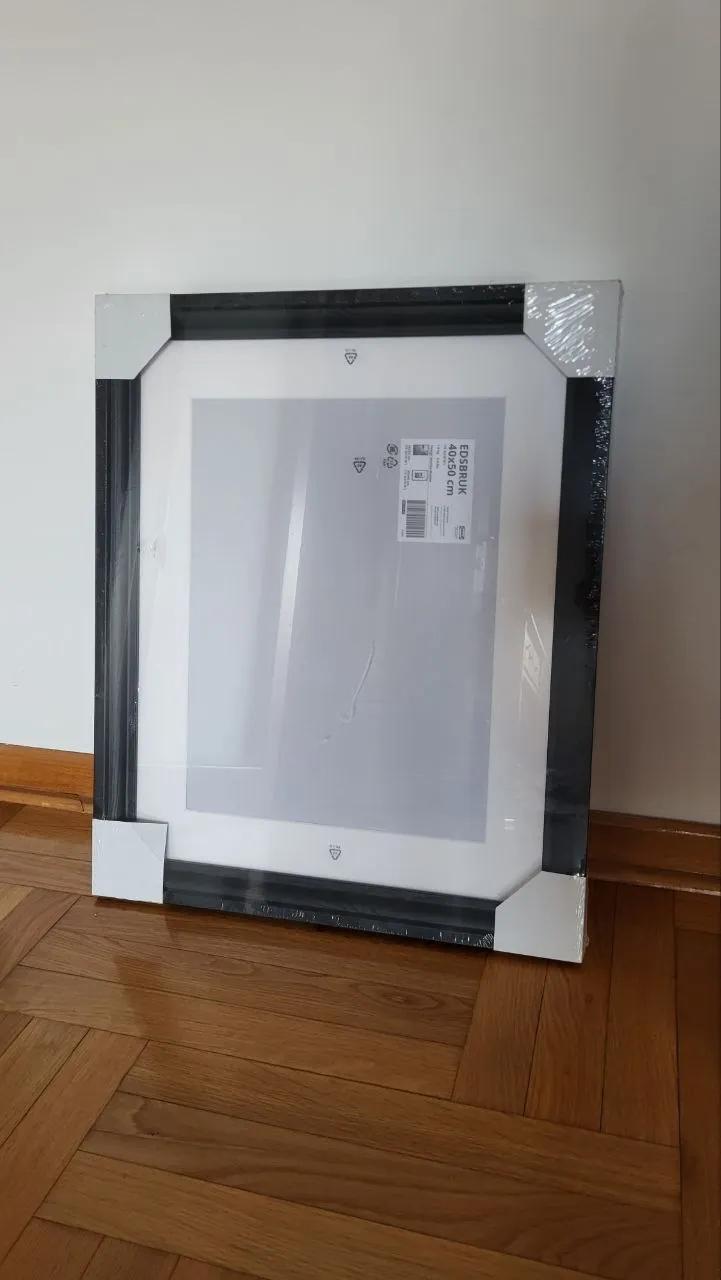 Рамка IKEA Edsbruk 40×50 с паспарту чёрная