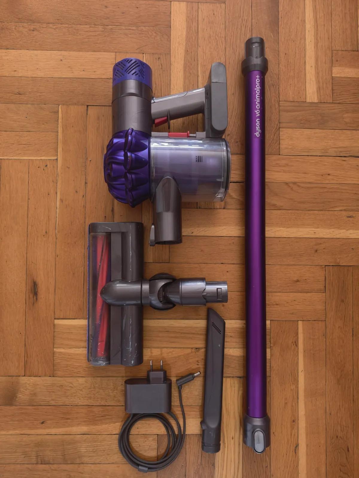 Пылесос Dyson V6 Animal Pro+