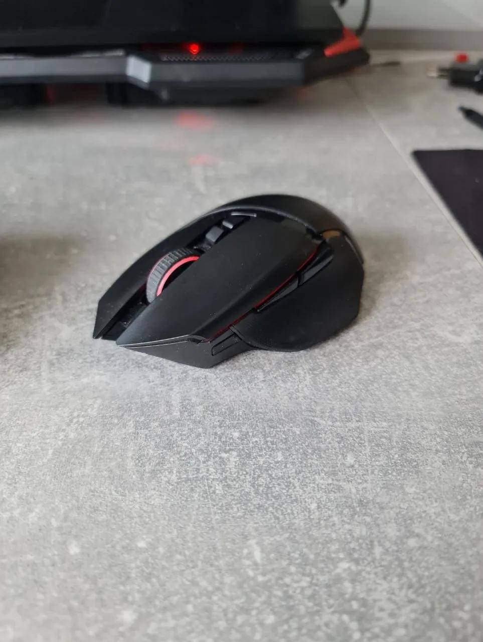 Беспроводная мышь Razer Basilisk Ultimate