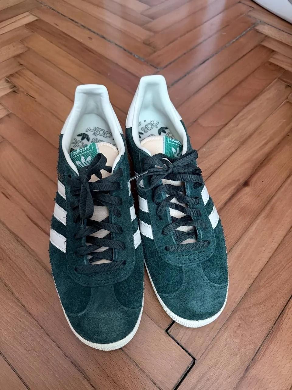 Кеды Adidas Gazelle новые размер 9.5 US