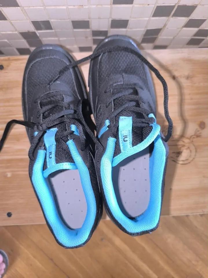Кроссовки Decathlon размер 37 две пары