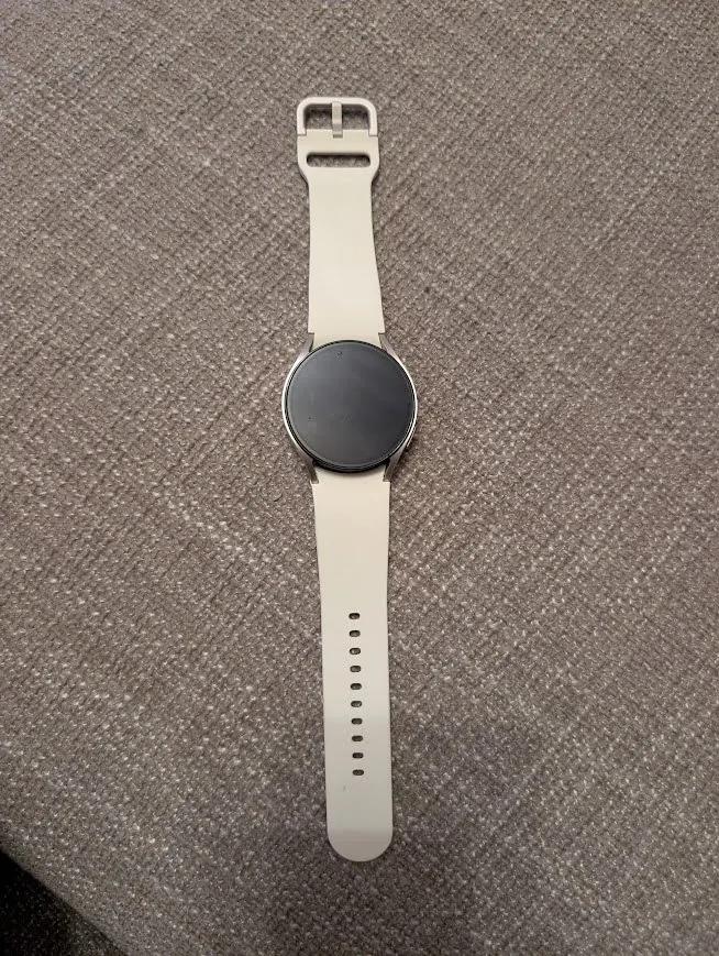 Samsung Galaxy Watch 6 40 мм Нови-Сад