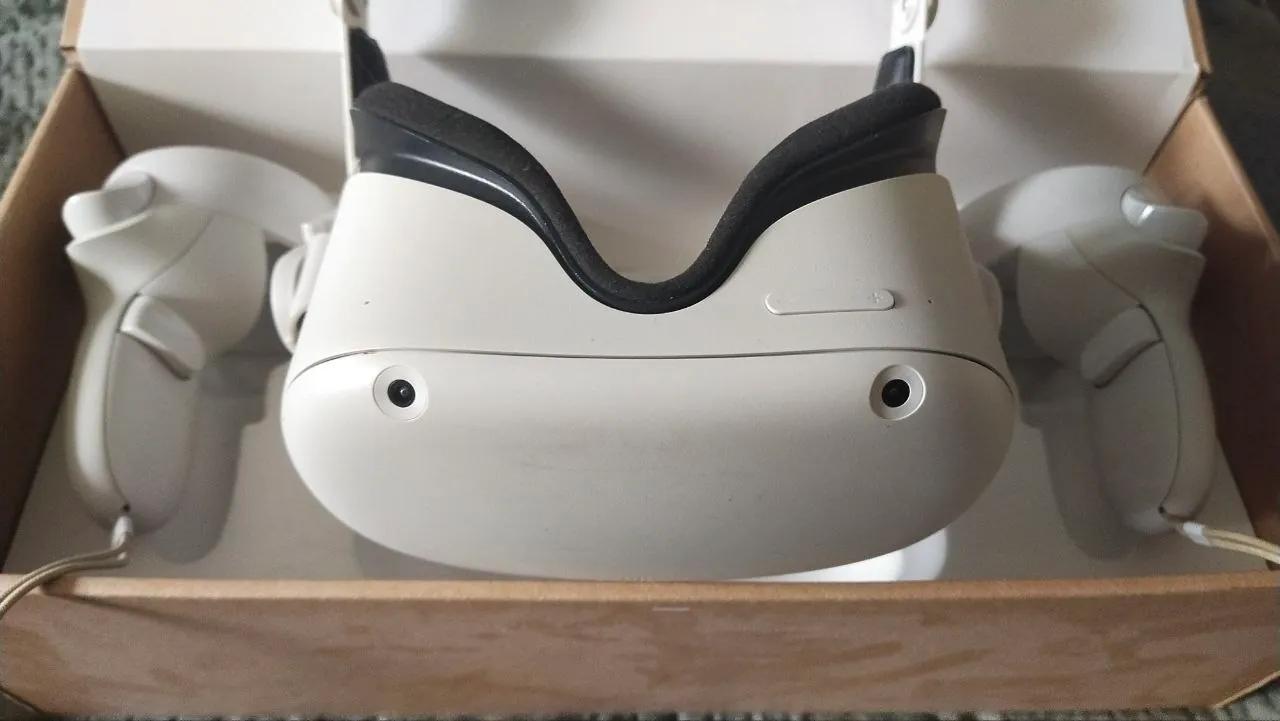 VR-шлем Meta Quest 2 64 ГБ
