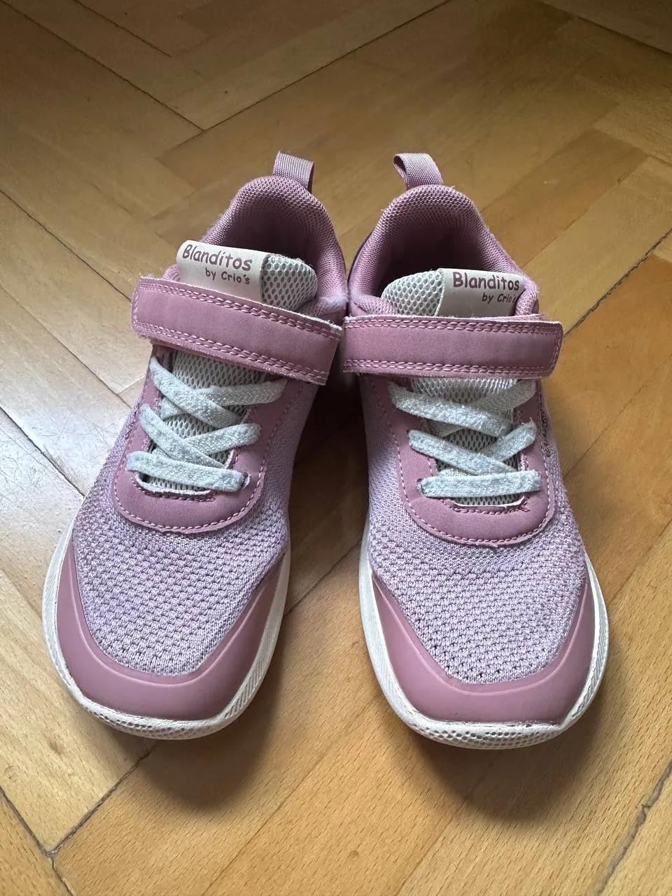 Детские кроссовки Blanditos barefoot размер 32