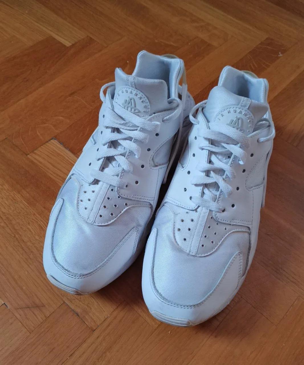 Кроссовки Nike Air размер 44 Ташмайдан