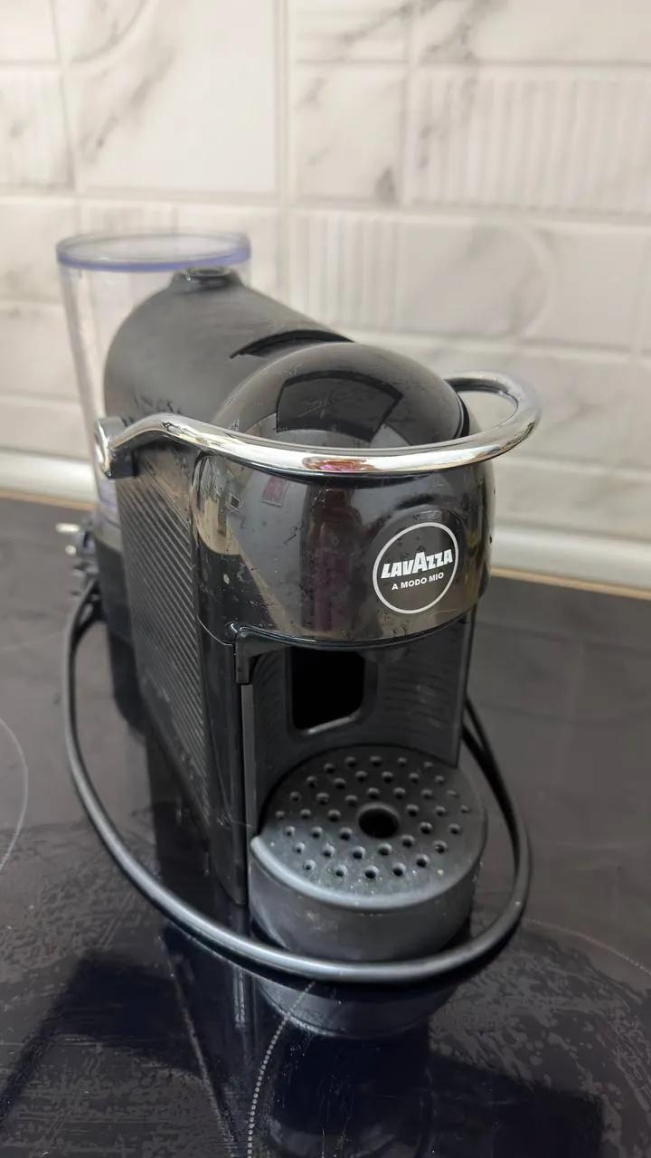 Кофеварка Lavazza в отличном состоянии Белград
