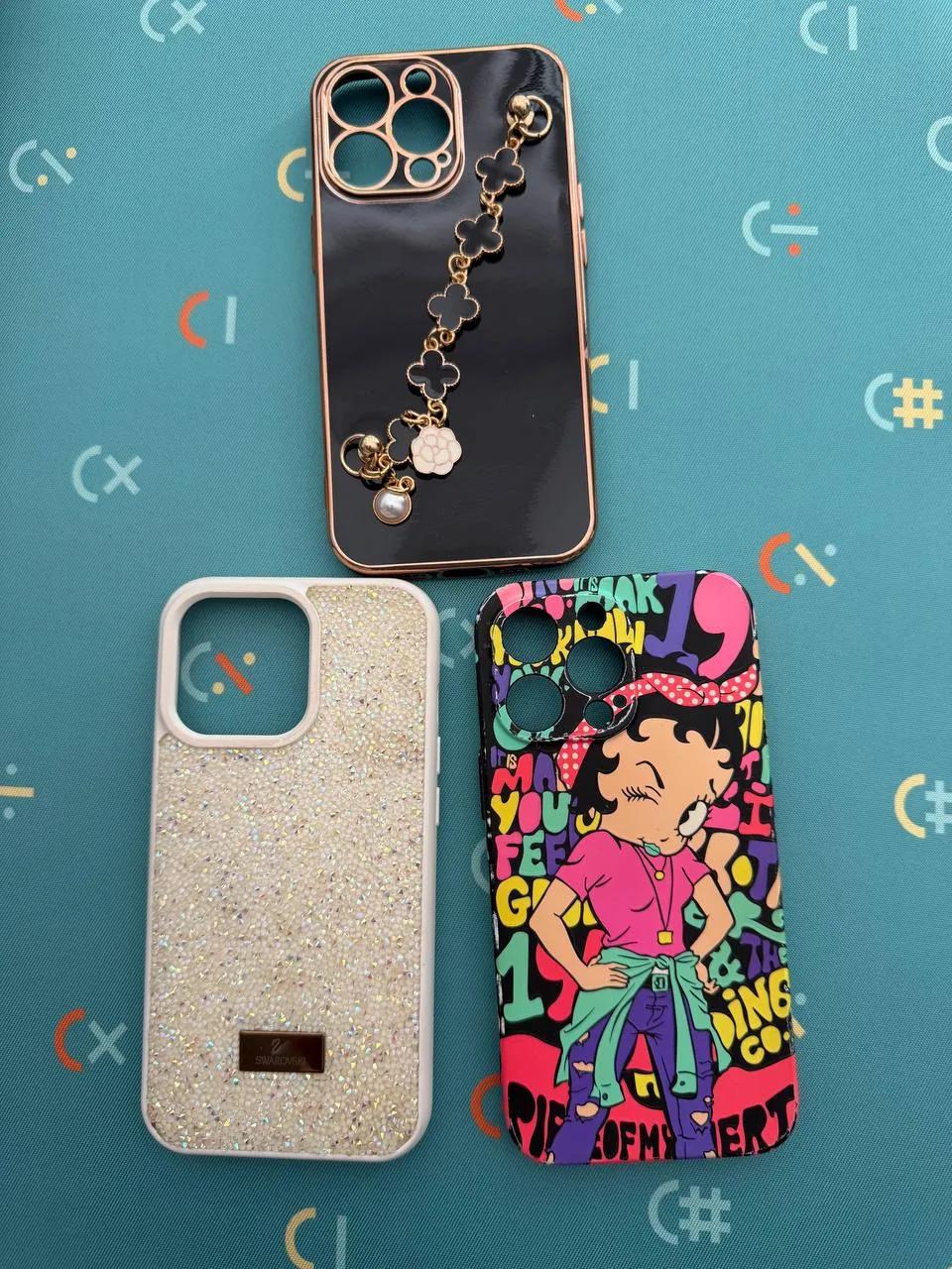 Чехлы для iPhone 13 Pro три штуки