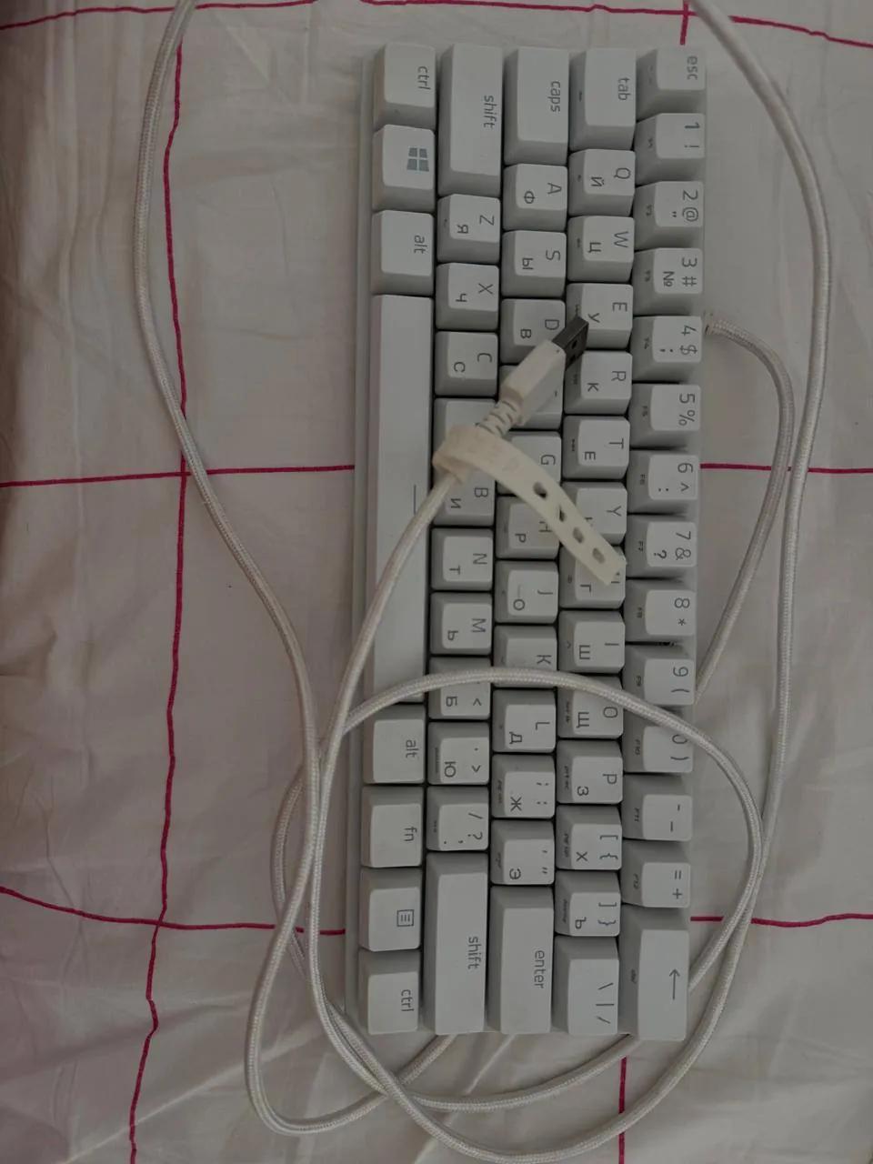 Клавиатура Razer Huntsman Mini Mercury белая Земун