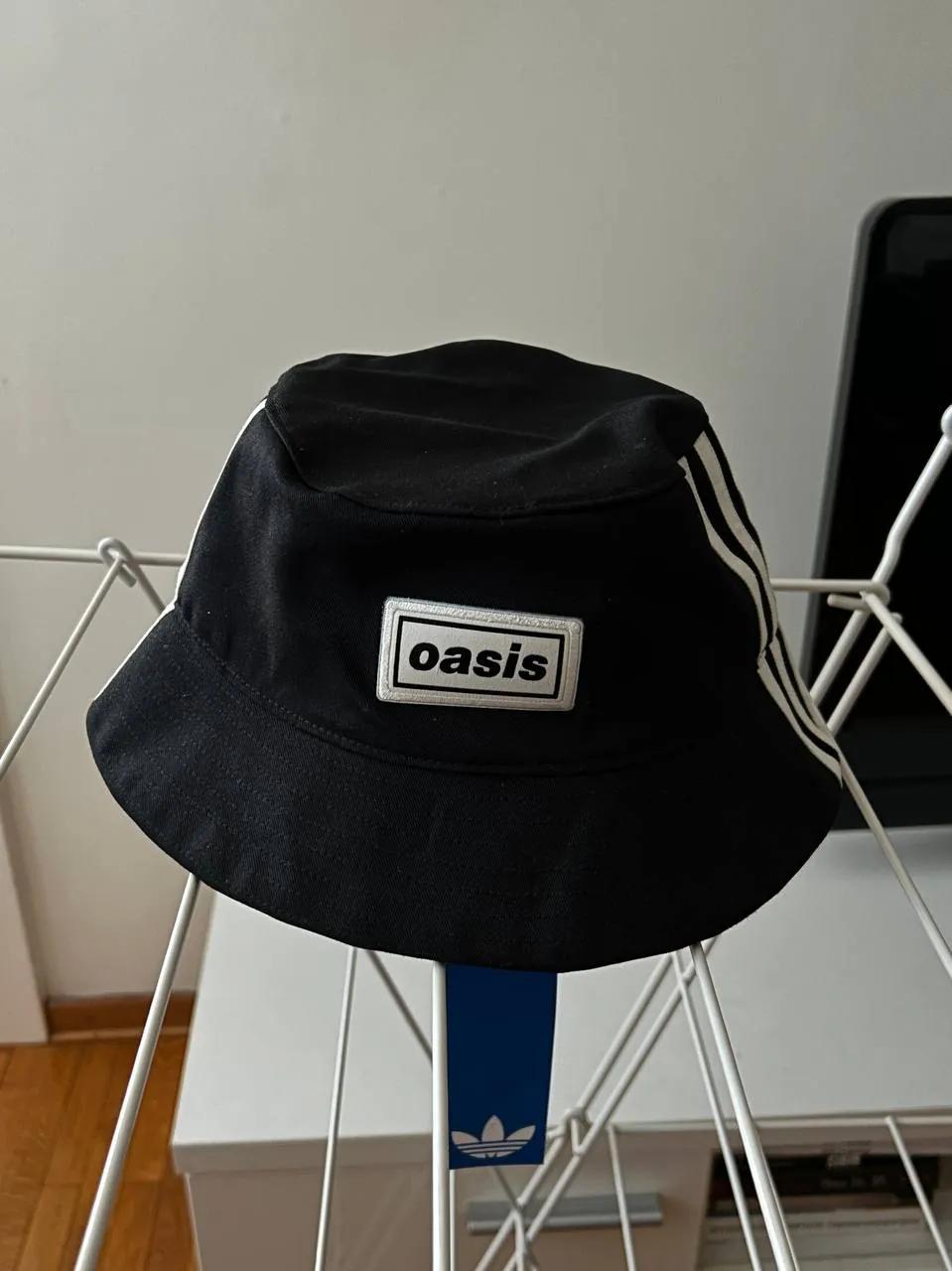 Панама Adidas x Oasis коллаборация размер M/L