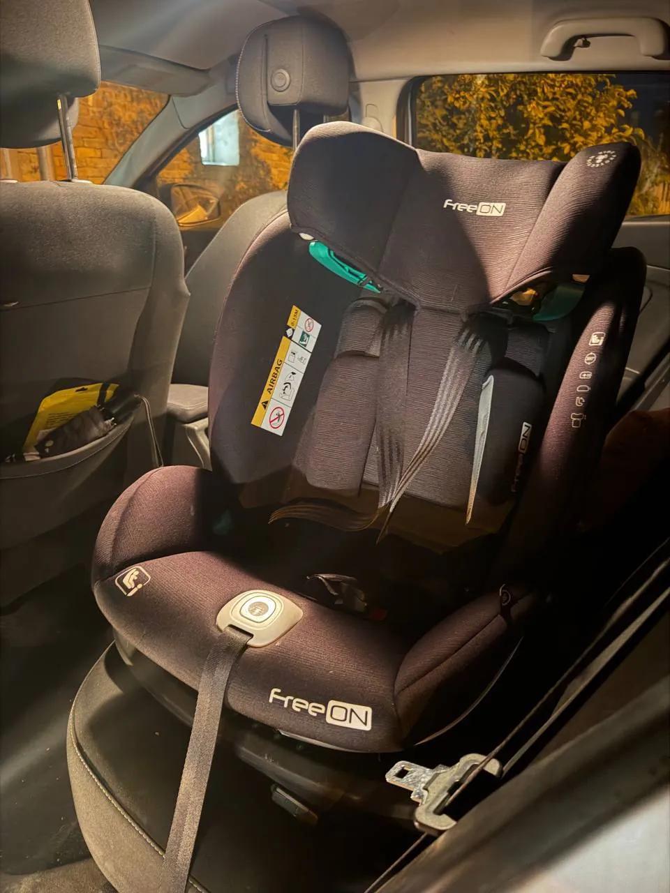 Автокресло FreeON OPAL i-Size до 36 кг Нови-Сад