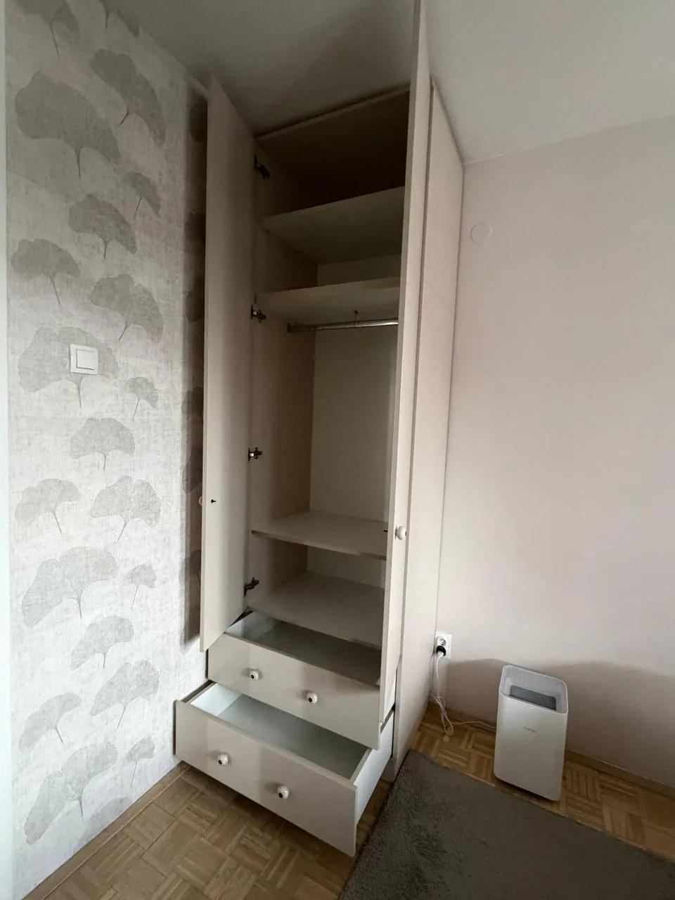 Большой шкаф бесплатно, самовывоз, Нижний Дорчол