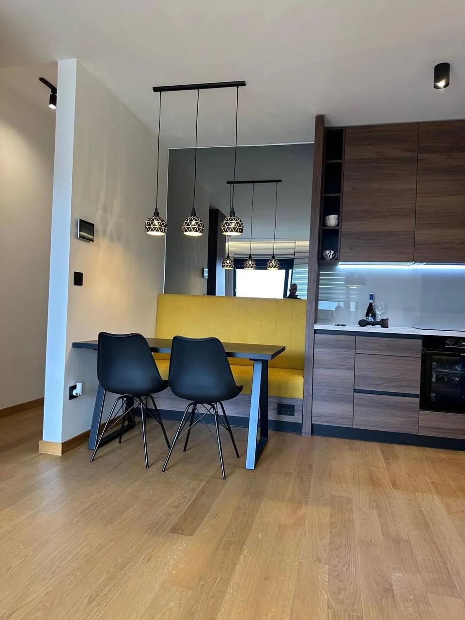 Трёхкомнатная квартира 80 м² Вождовац Surdulička