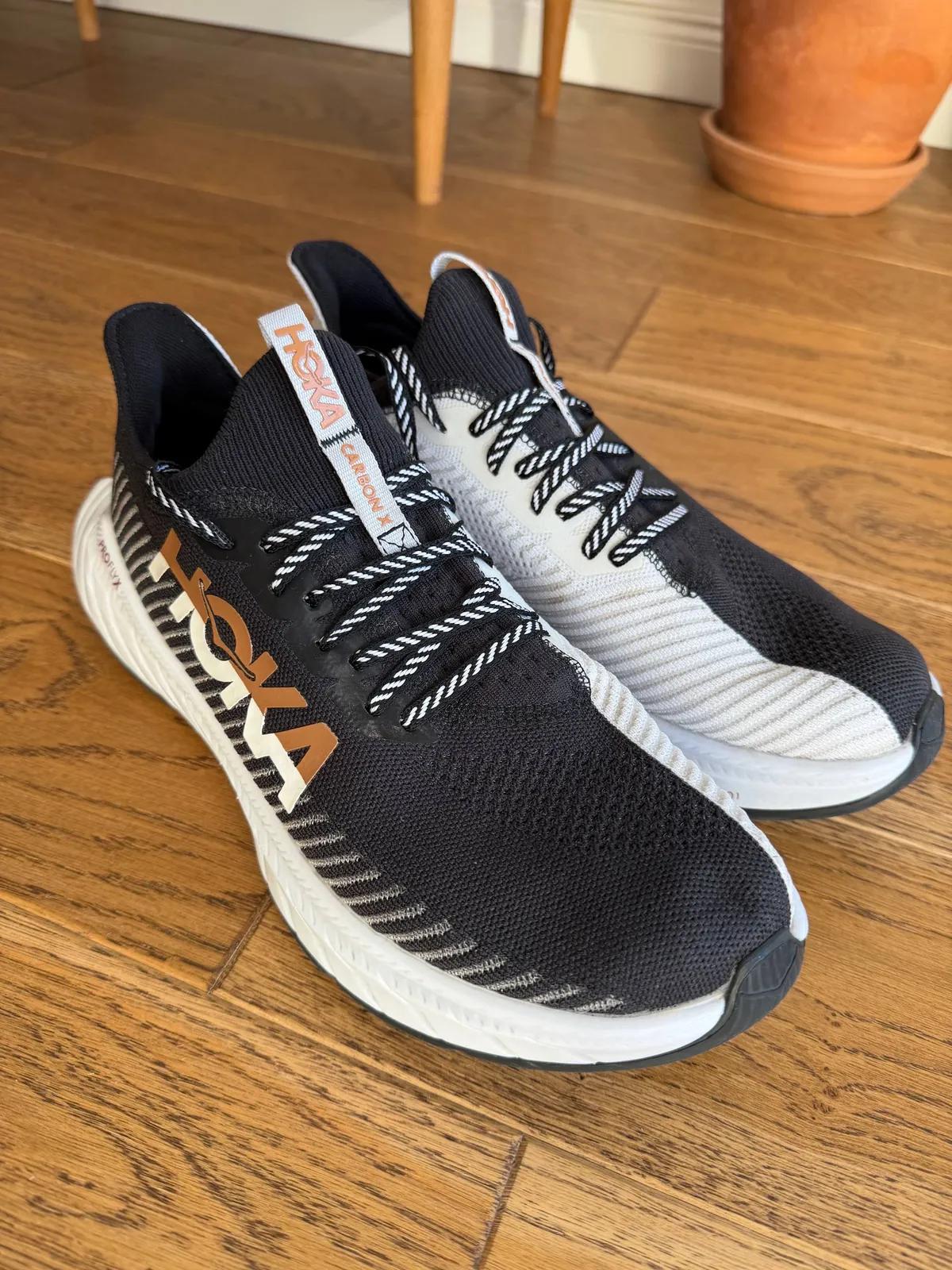 Беговые кроссовки Hoka Carbon X 3 EU 43