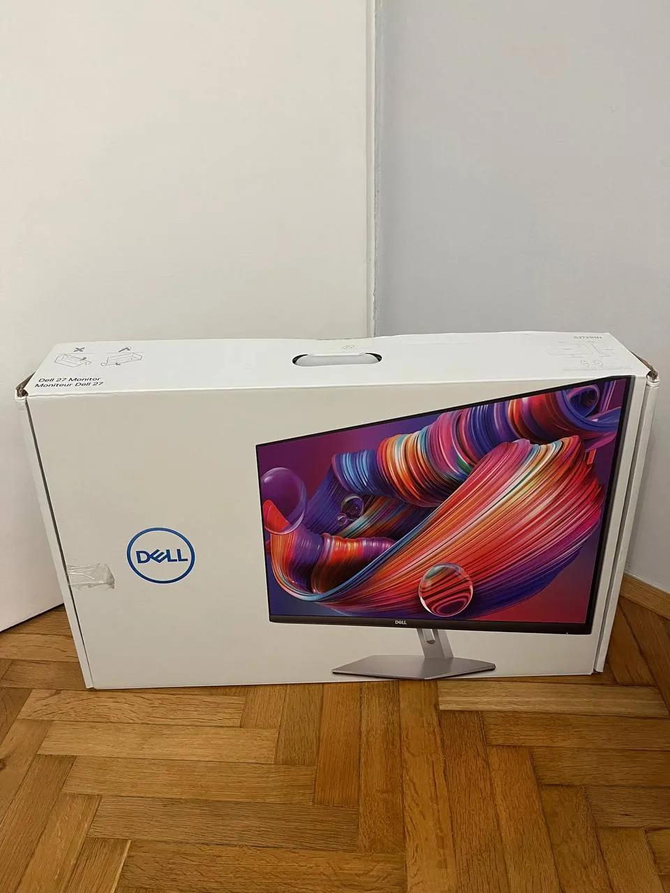 Монитор Dell 27 S2721HN, блок питания и корпус ПК