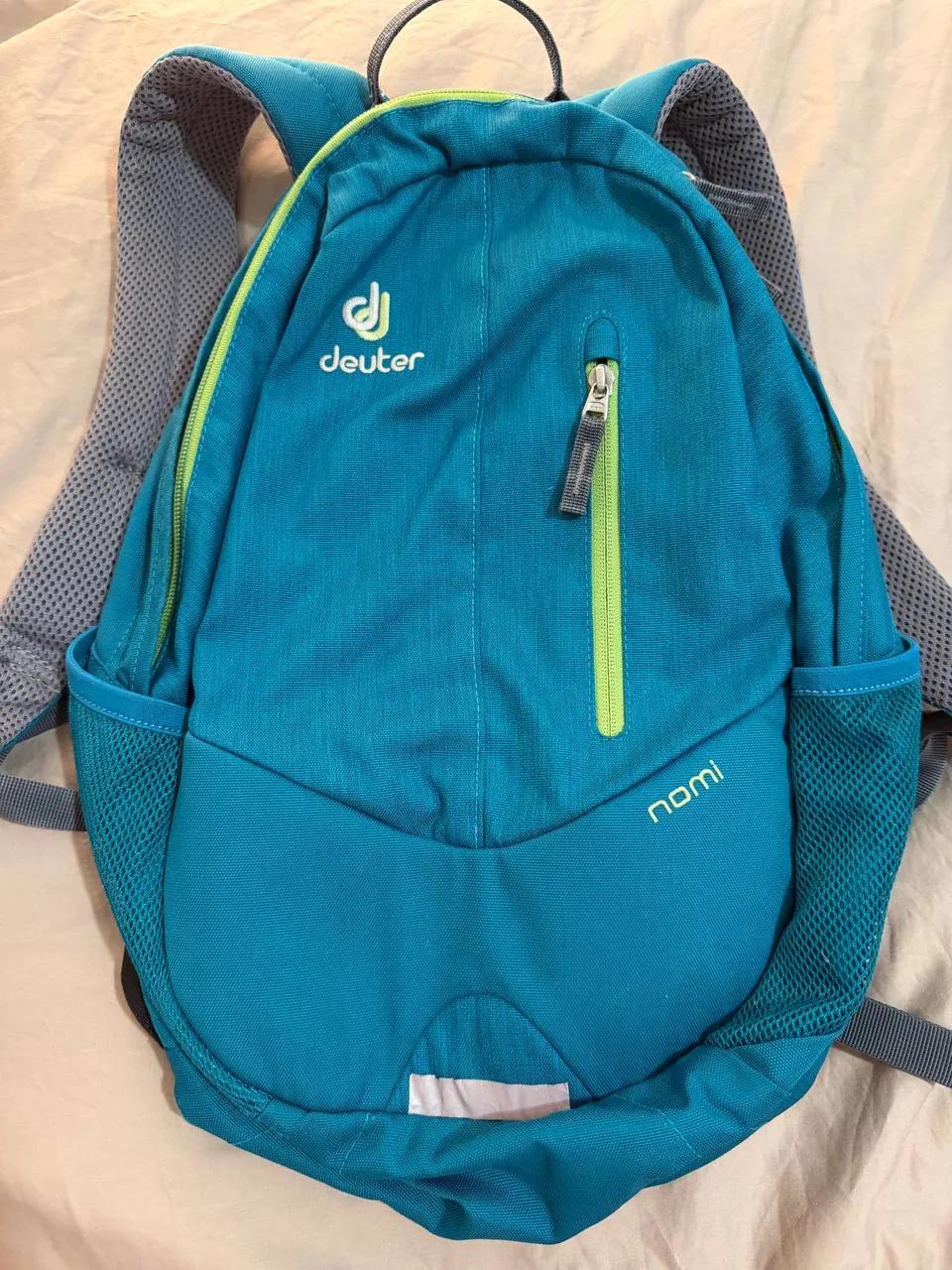 Рюкзаки Deuter и Hemp и поясная сумка