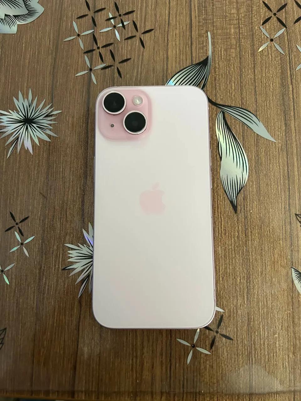 IPhone 15 128 ГБ б/у