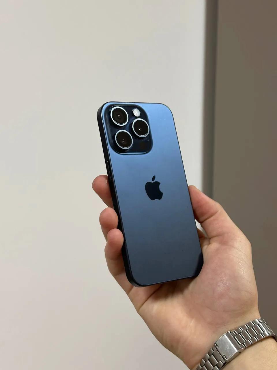 Смартфон iPhone 15 Pro 256 ГБ Новый Белград