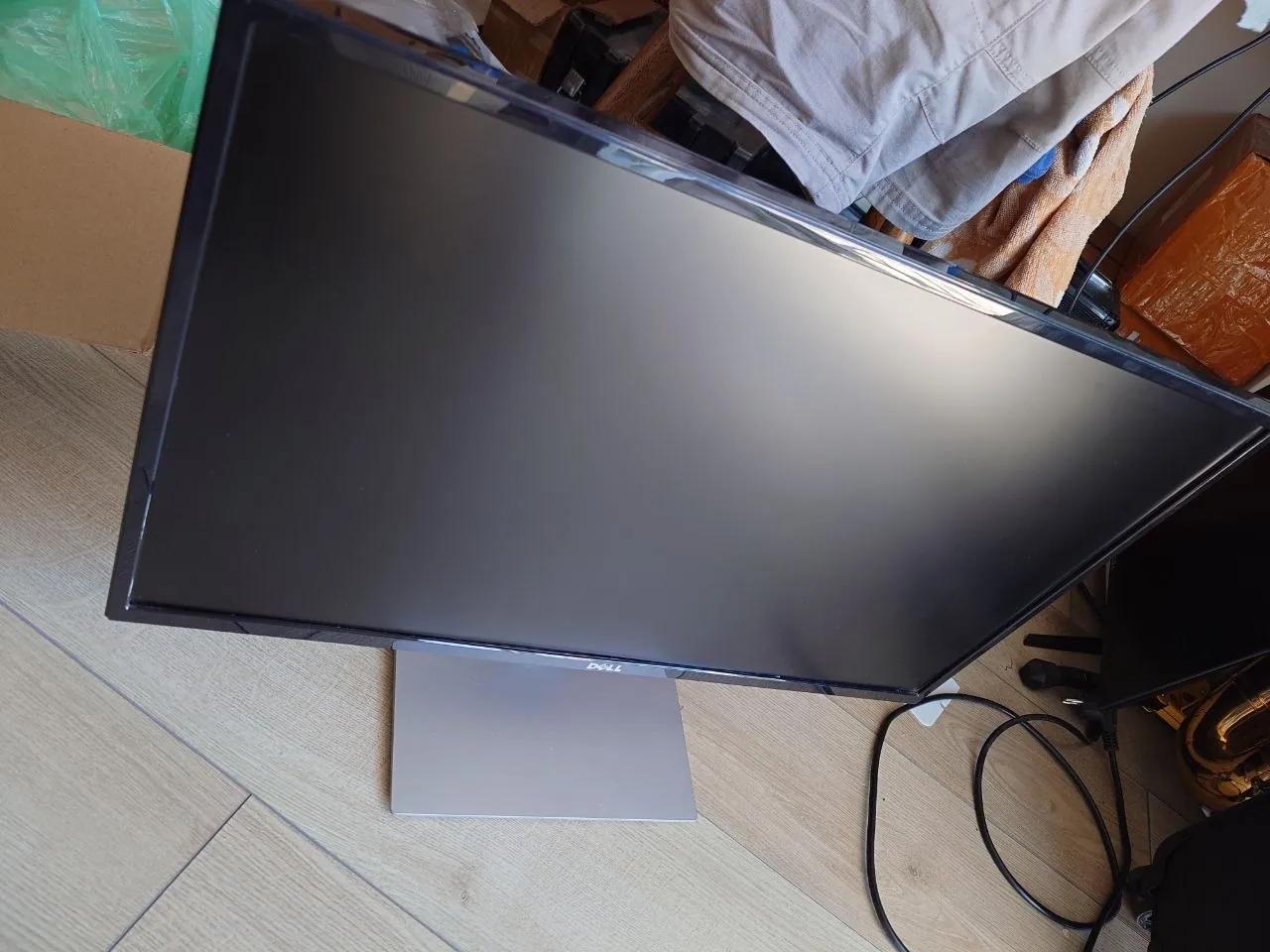 Монитор Dell SE2717H 27 дюймов IPS в Белграде