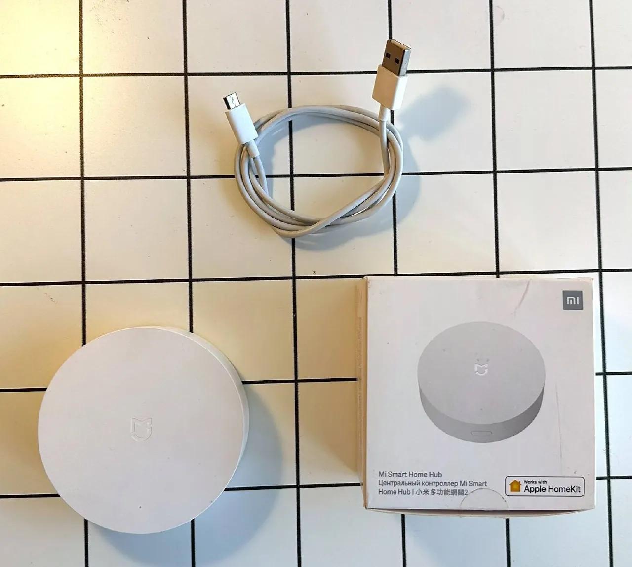 Шлюз умного дома Xiaomi Mi Smart Home Hub