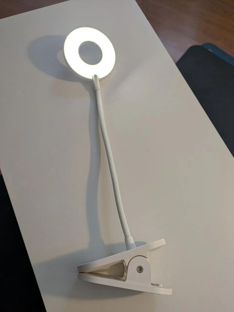 Лампа Xiaomi с аккумулятором и питанием от кабеля