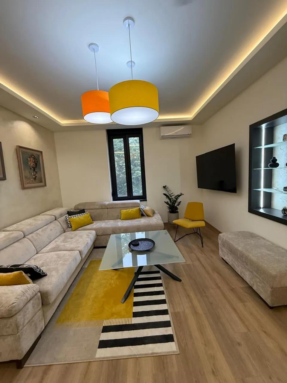 Двухкомнатная квартира 60 м² на Дорчоле