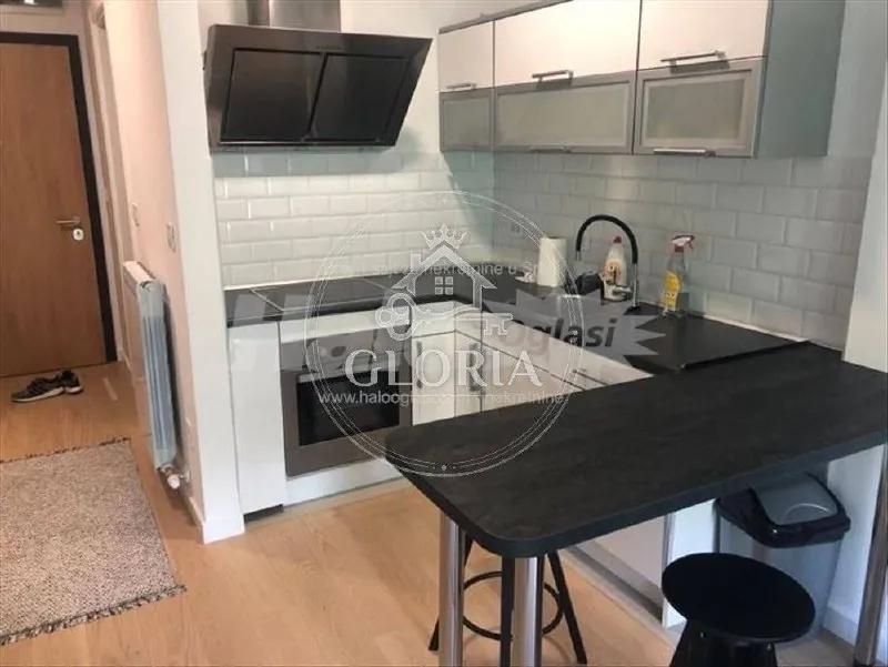 Студия 28 м² в Нови Белграде Блок 65