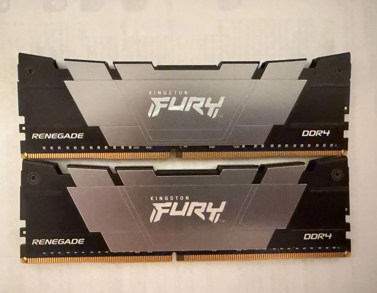 Оперативная память Kingston Fury Renegade DDR4 32 GB