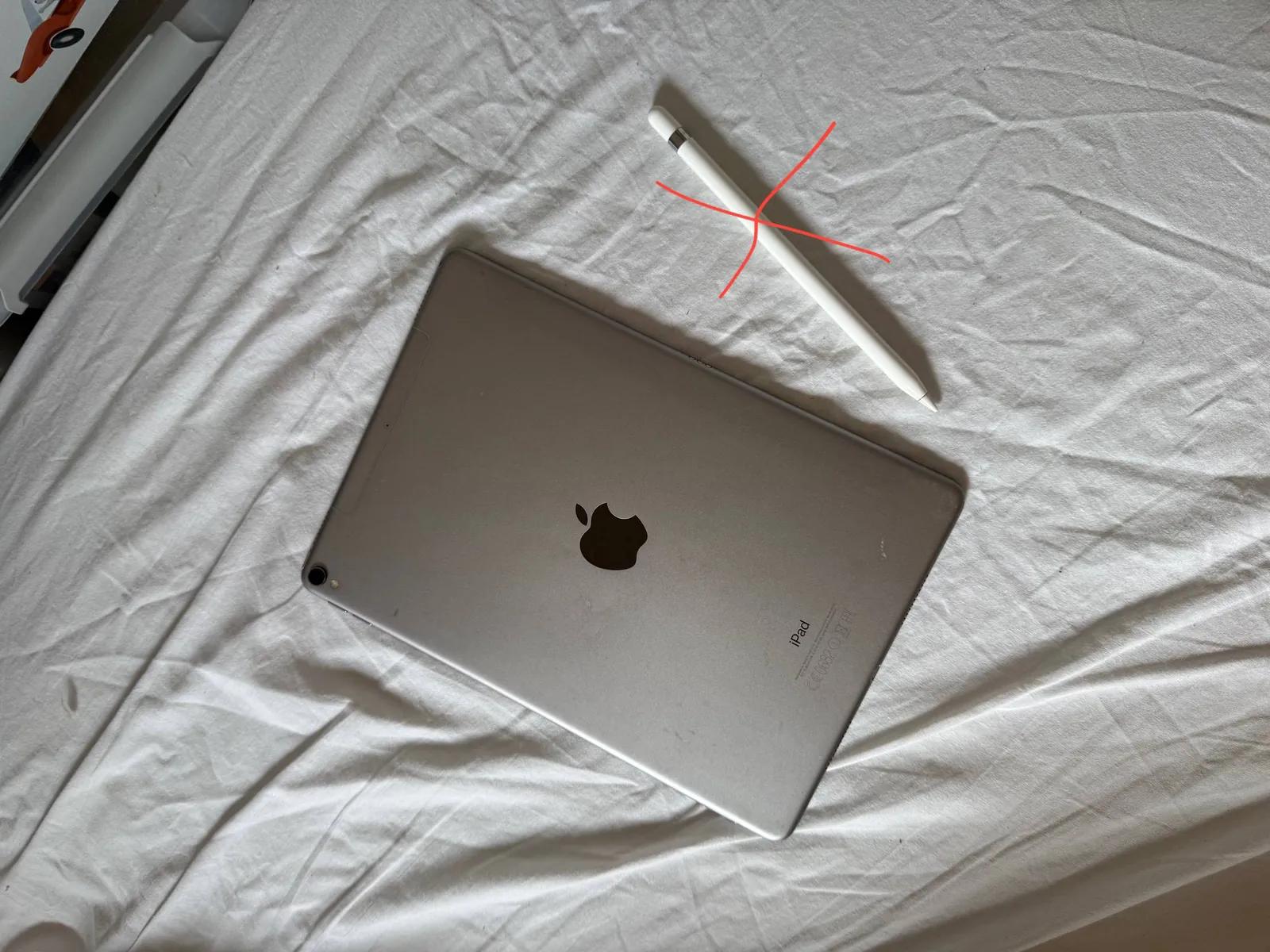 IPad 2017 года не работает кнопка включения