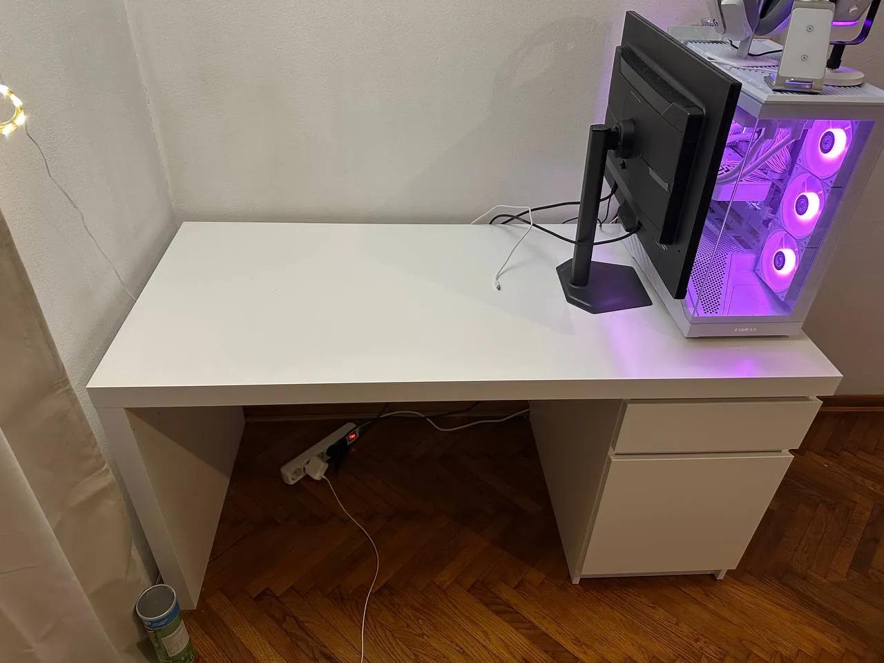 Стол IKEA MALM белый 140 на 65 см с ящиком и тумбой