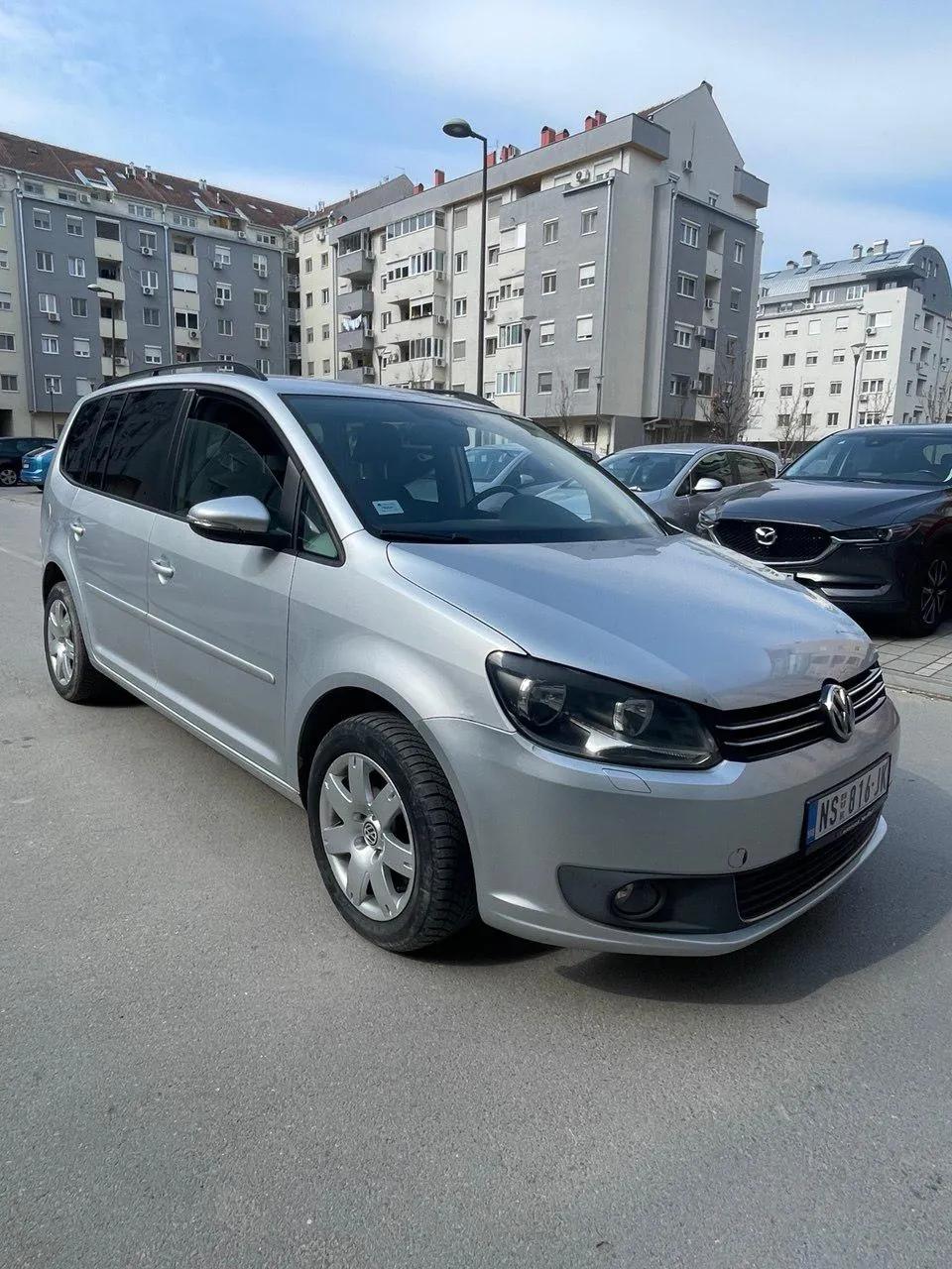Volkswagen Touran 2.0 TDI DSG 2011 Нови-Сад