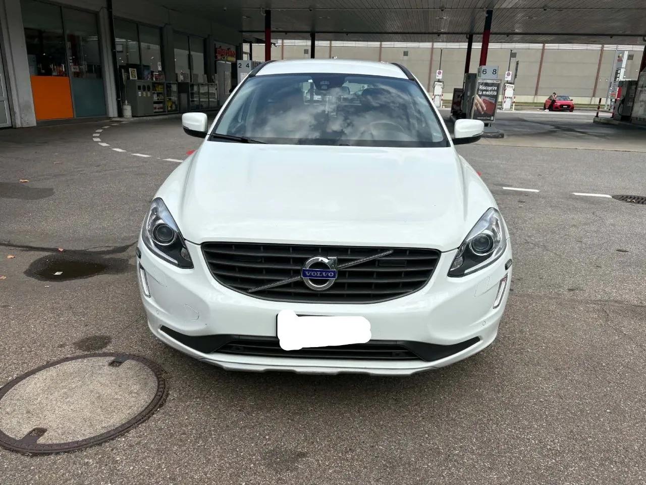 Volvo XC60 2017 дизель AWD автомат, Сремска-Митровица