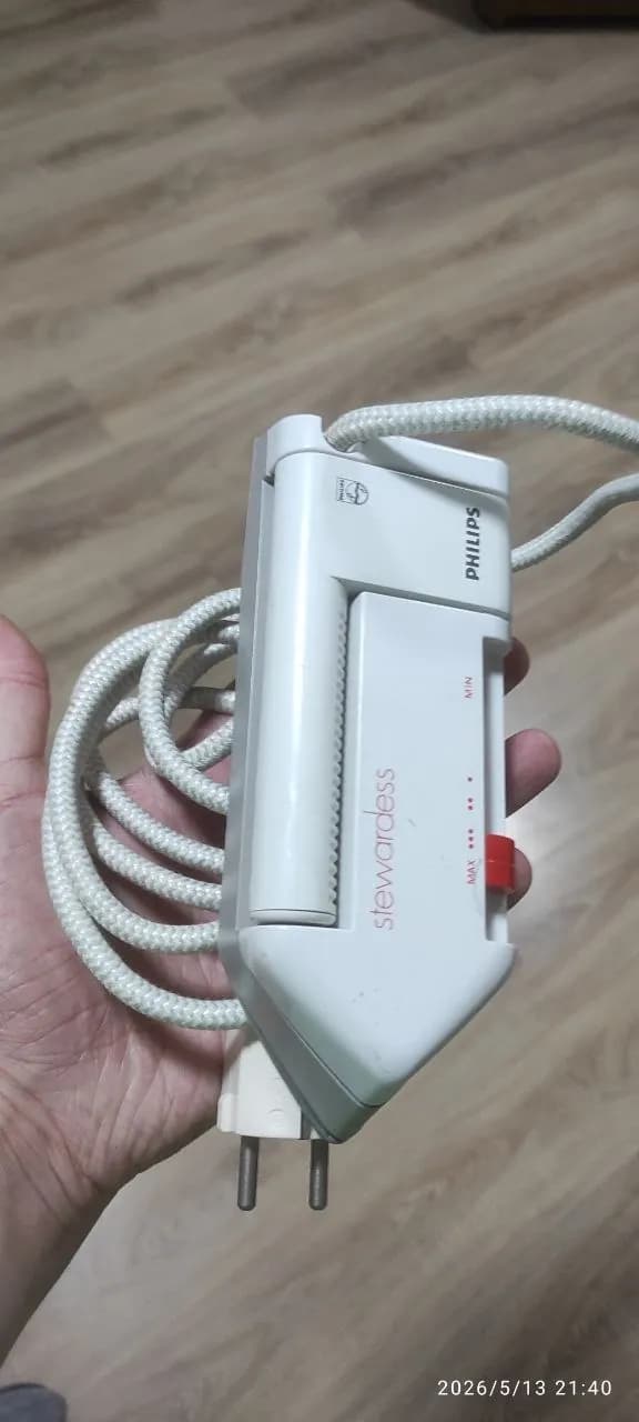 Дорожный утюг Philips HD1168