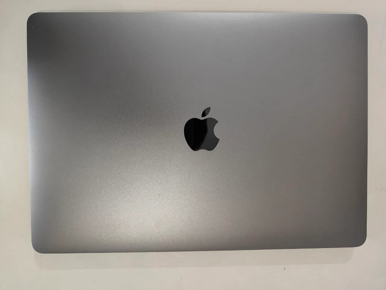 MacBook Air M1 8/256 GB Space Gray