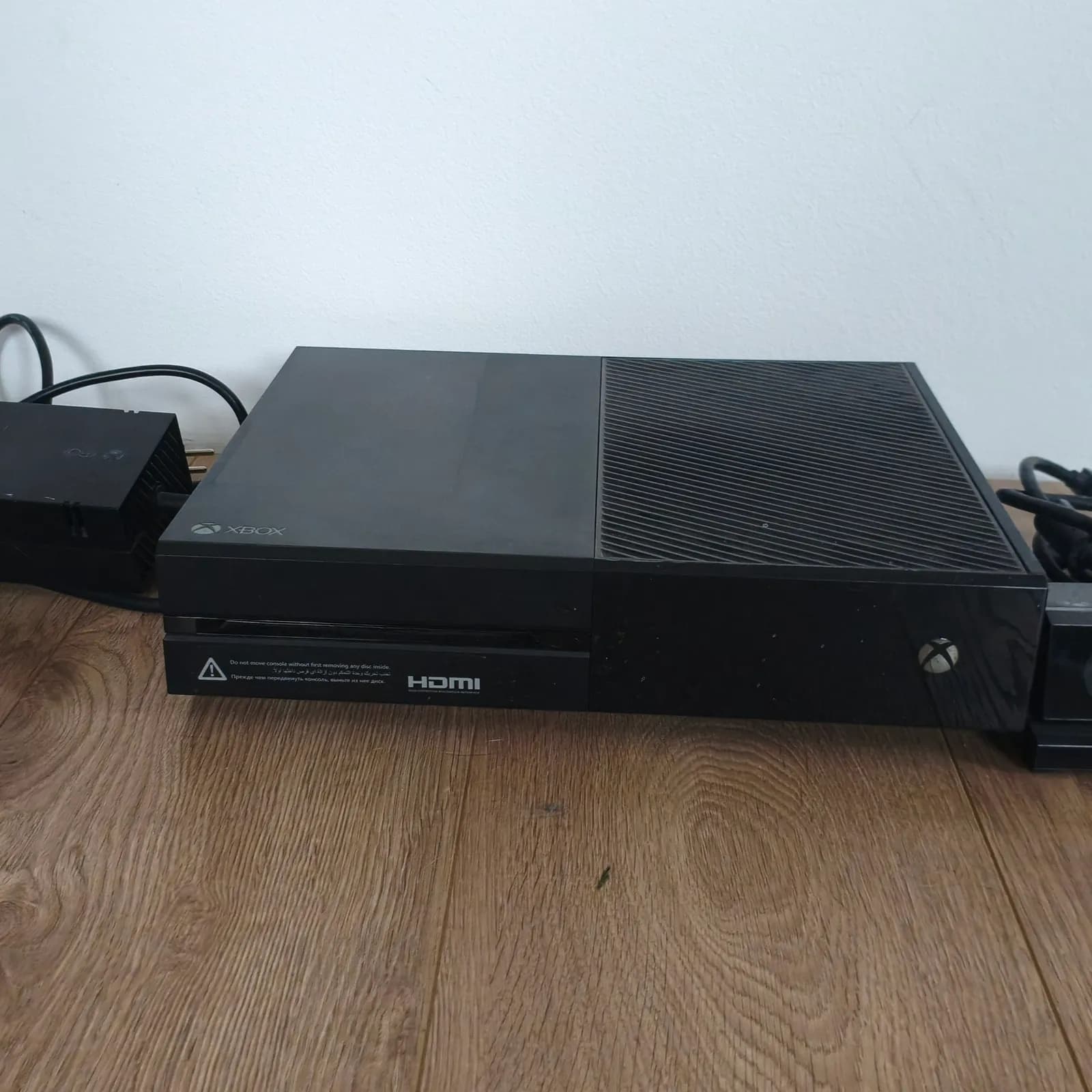 Xbox One X 512GB кинект Нови Сад 130€