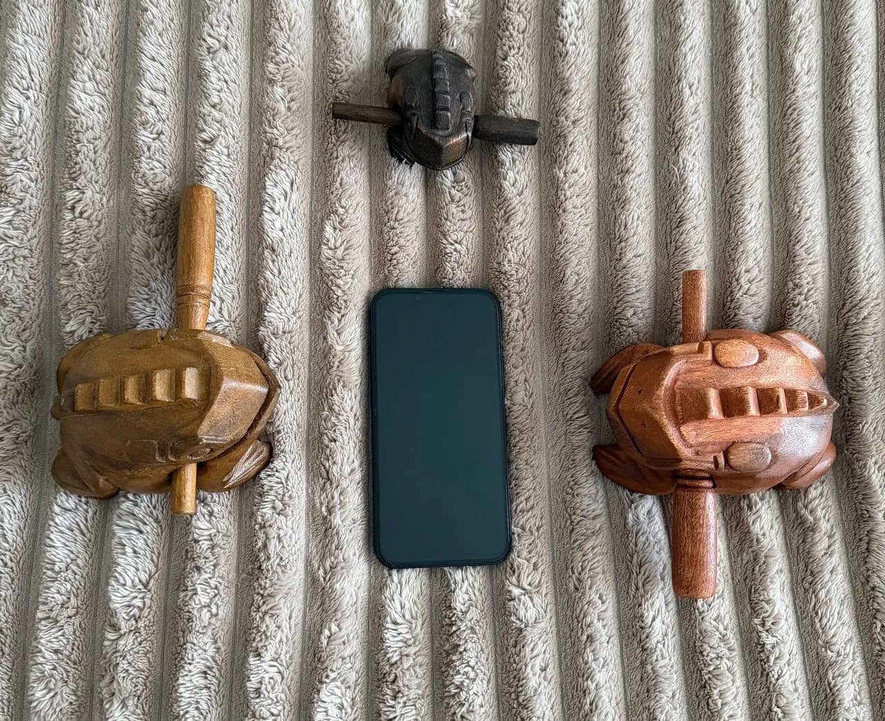 iPhone 13 256GB тёмно-синий отличное состояние