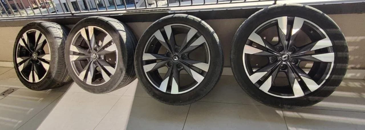Колёса R17 Renault TPMS Continental 205/50