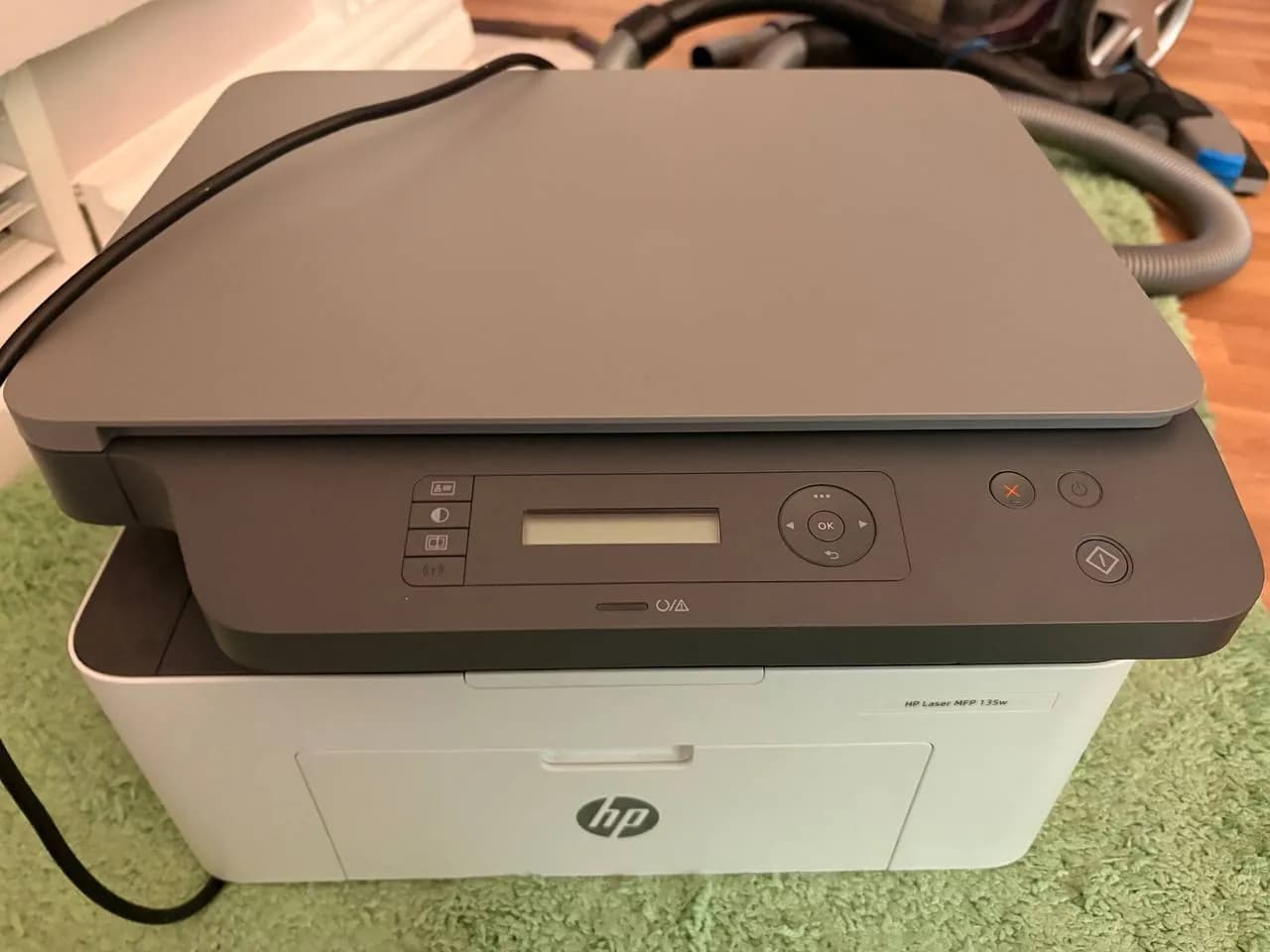 Принтер-сканер HP MFP Laser 135w