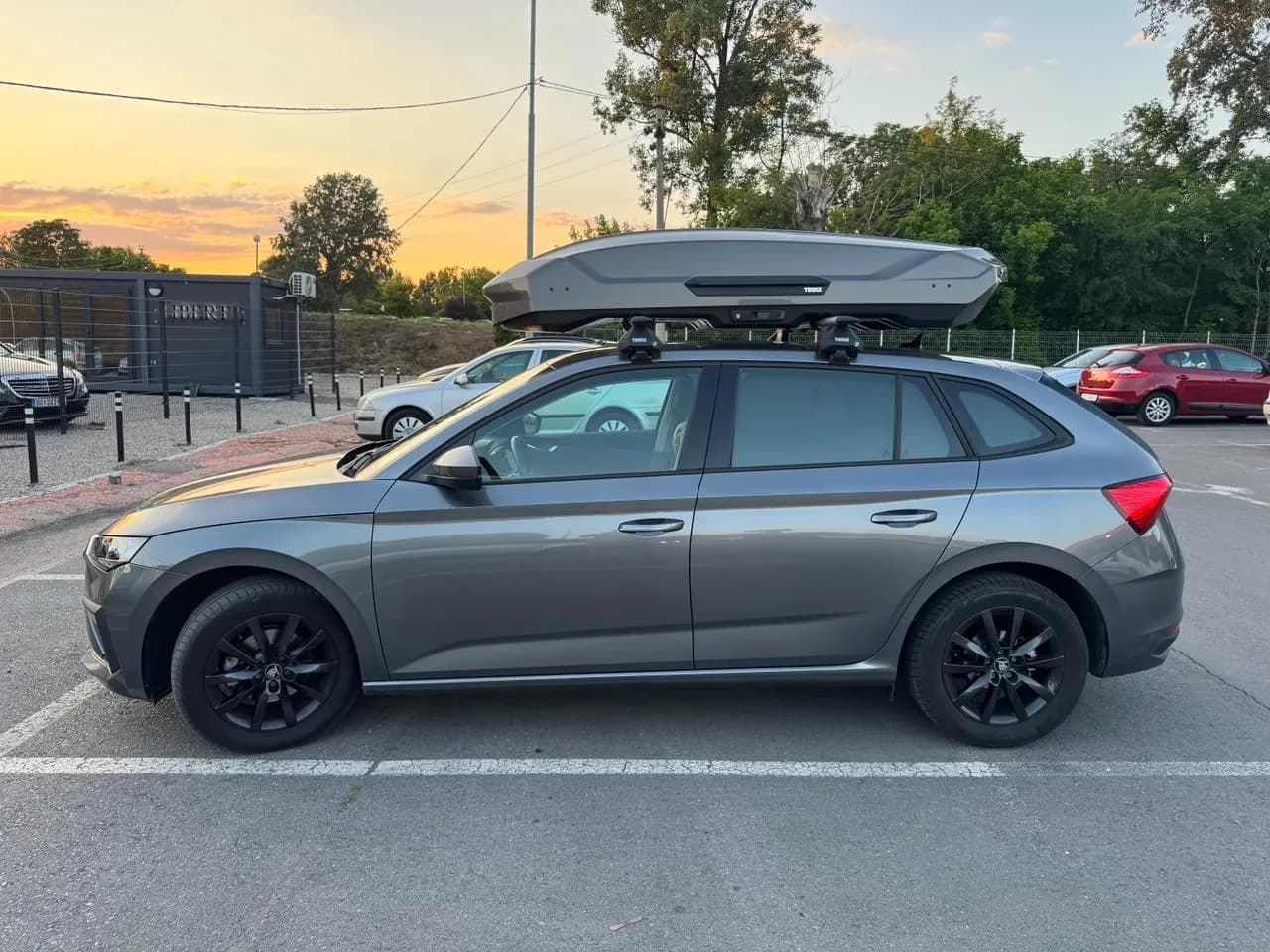 Бокс на крышу Thule Motion 3 XL