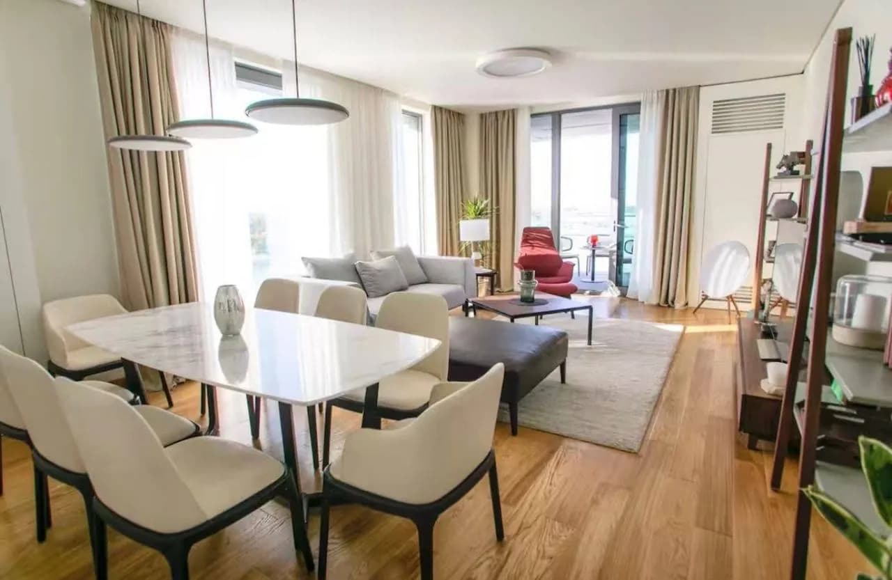 Квартира 4 комнаты Waterfront BW Residence 4500€