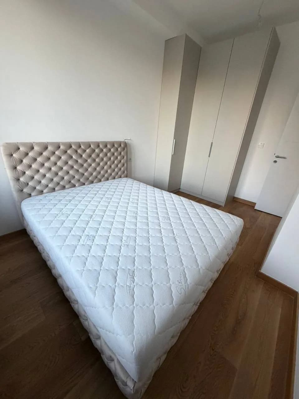 Квартира 2 комнаты Вождовац 650€ можно с собакой