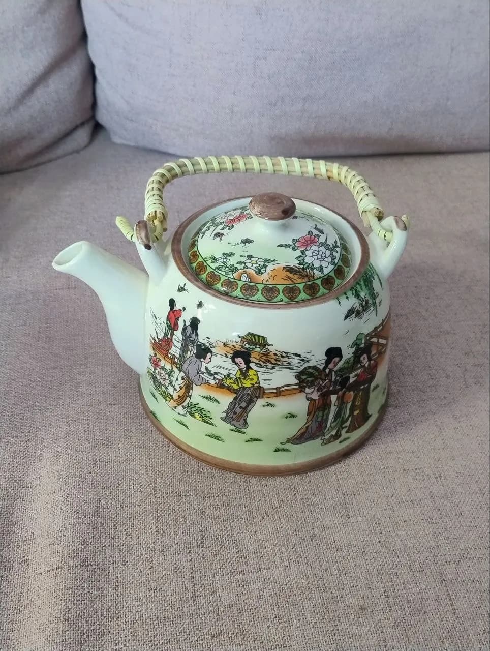 Керамический чайник Новый Белград